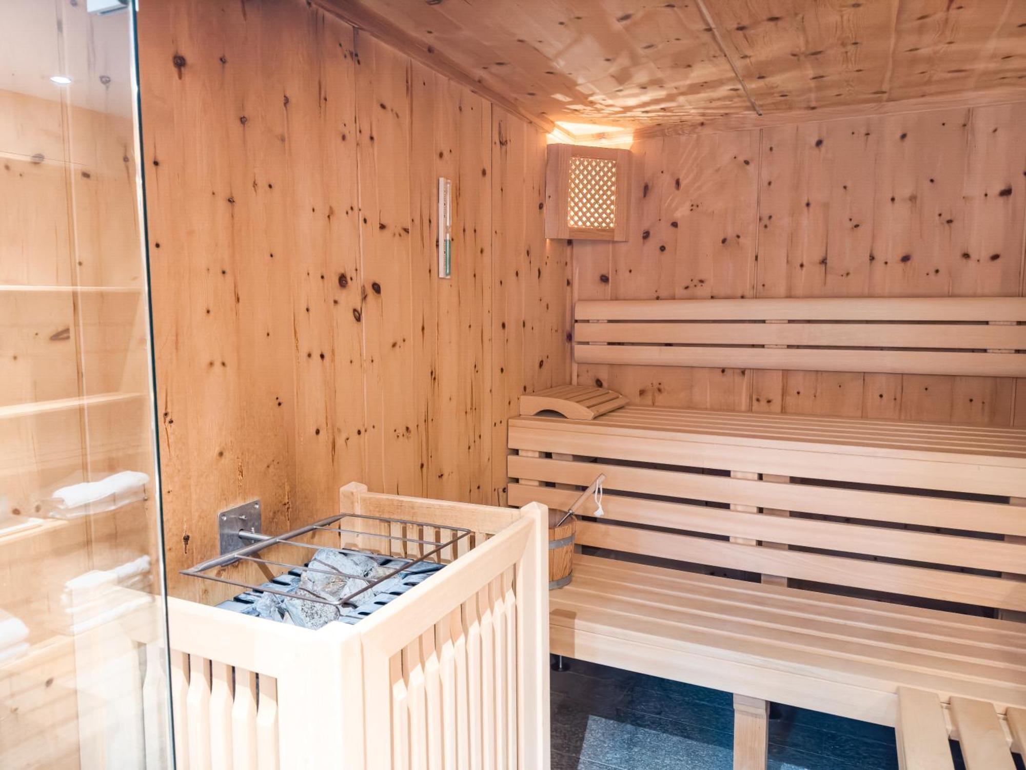 Sportlodge' Golf Suite - Natural Pool, Whirlpool & Sauna By Alpenluxus Appartements Kleinboden エクステリア 写真